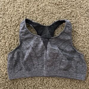 sports bra